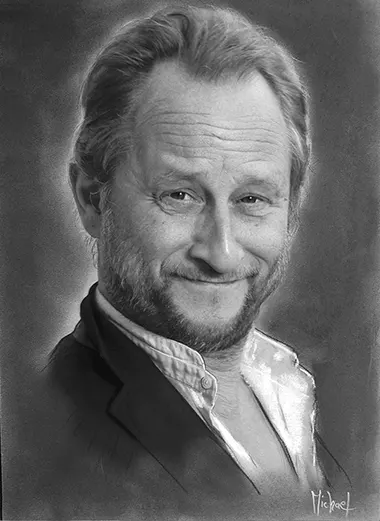 Retrato realista al carboncillo hecho a mano